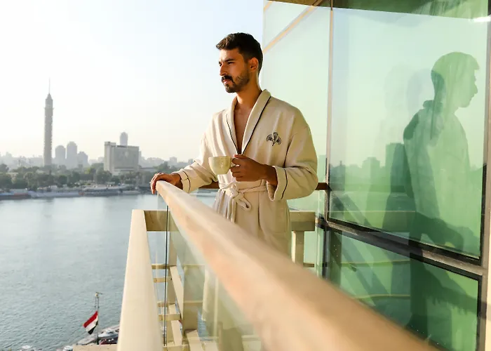 كمبنسكي النيل